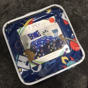 Kids Twin 2 Piece Comforter Set